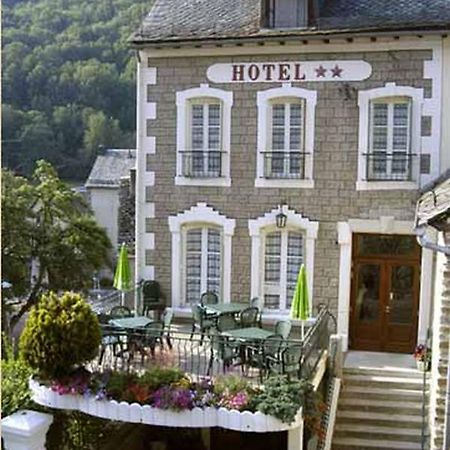 Hotel Des Voyageurs Saint-Chély-dʼAubrac Exterior foto
